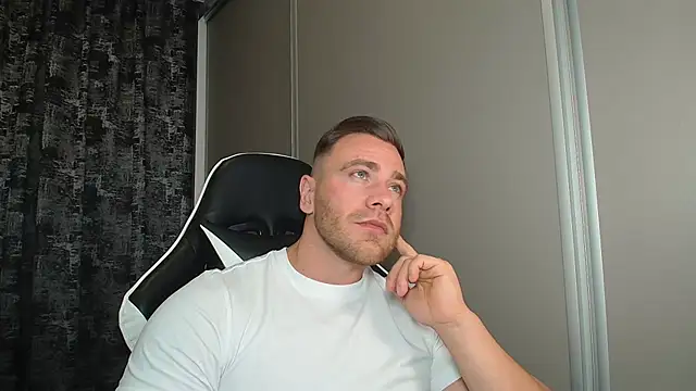 Thori92 online show from 07/18/26, 07:44