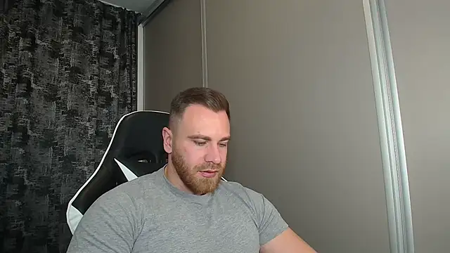 Thori92 online show from 11/06/25, 06:56