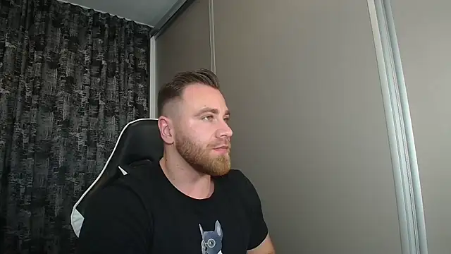 Thori92 online show from 11/19/25, 08:09