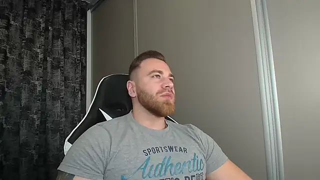 Thori92 online show from 11/20/25, 05:57