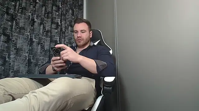 Snapshot of Thori92 chatting on 02/11/25, 05:07 Thori92 online show from 02/11/25, 05:07