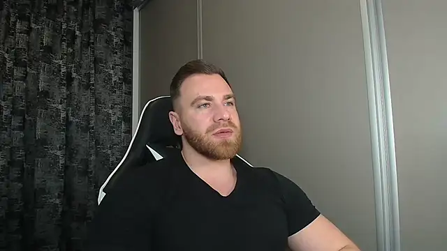 Thori92 online show from 02/01/26, 06:06