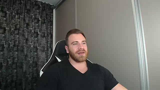 Thori92 online show from 11/17/25, 04:55