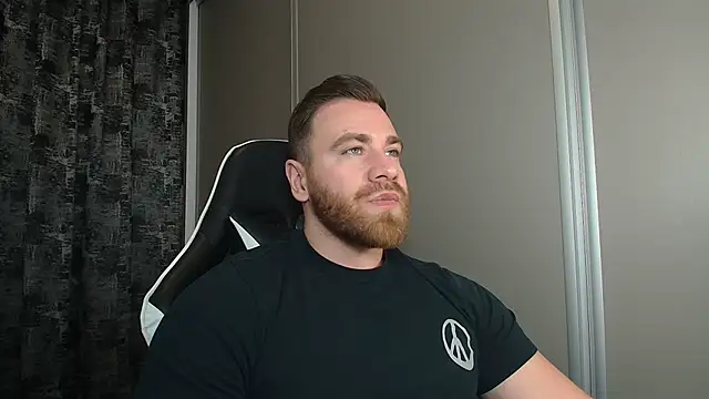 Thori92 online show from 02/08/26, 03:32