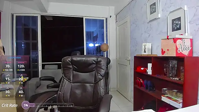 Snapshot of IreneAndGeorge chatting on 03/13/25, 02:49 IreneAndGeorge online show from 03/13/25, 02:49