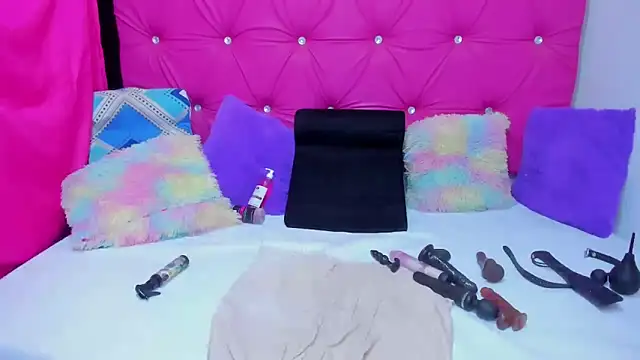 VivianPorto online show from 04/07/26, 01:46