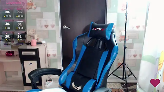 Korolek12 online show from 10/25/25, 05:39