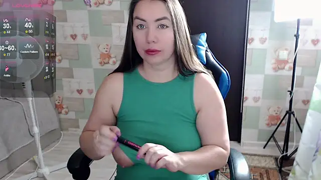 Snapshot of Korolek12 chatting on 07/15/26, 03:24 Korolek12 online show from 07/15/26, 03:24