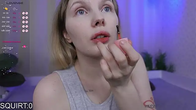 Snapshot of _aleksa_ chatting on 12/03/25, 11:42 aleksa online show from 12/03/25, 11:42