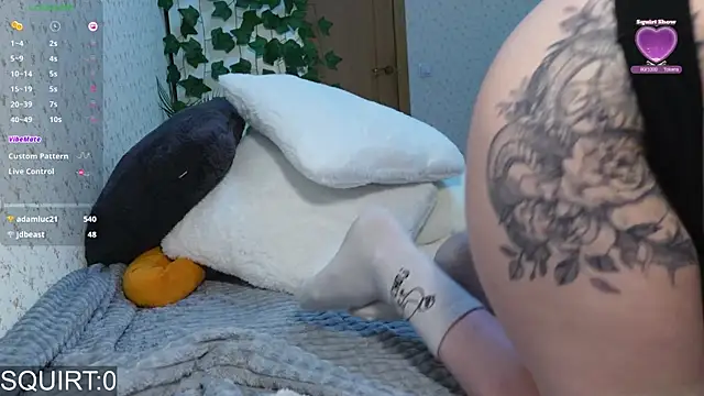 Snapshot of _aleksa_ chatting on 03/02/25, 08:03 aleksa online show from 03/02/25, 08:03