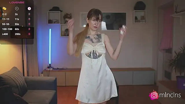 melanielwithu online show from 07/12/26, 05:03