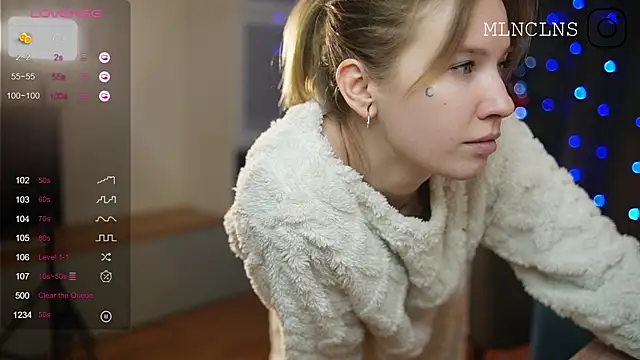 melanielwithu online show from 12/13/25, 08:04