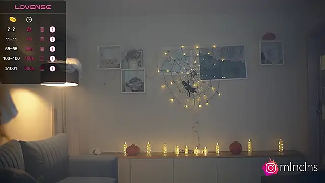 melanielwithu online show from 10/26/25, 01:33