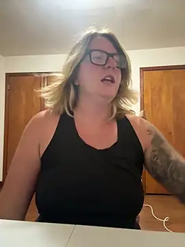 Lizzyloo online show from 09/21/25, 12:49