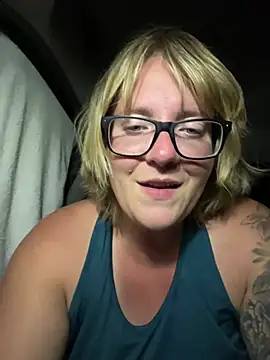 Lizzyloo online show from 03/03/25, 09:15