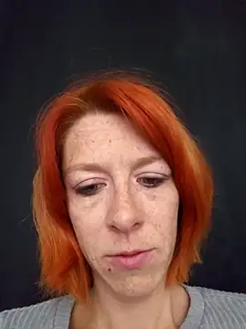 Snapshot of Mymiesexy chatting on 10/19/25, 09:23 Mymiesexy online show from 10/19/25, 09:23