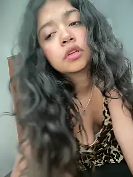 Peach Girll online show from 03/13/26, 03:06