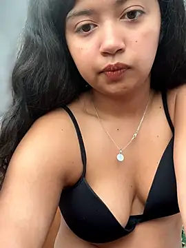 Peach Girll online show from 03/03/26, 02:35