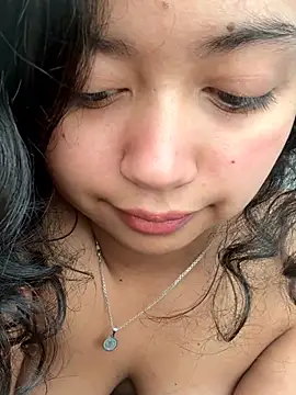 Peach Girll online show from 03/19/26, 03:12