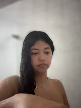 Peach Girll online show from 05/07/26, 04:54
