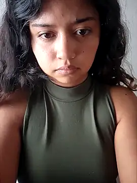 Peach Girll online show from 03/08/25, 05:01