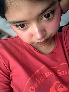 Peach Girll online show from 06/10/26, 07:04