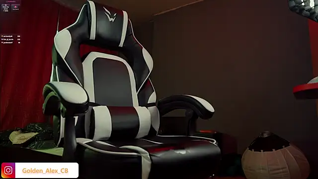 LuckyAlexx online show from 03/01/25, 02:44