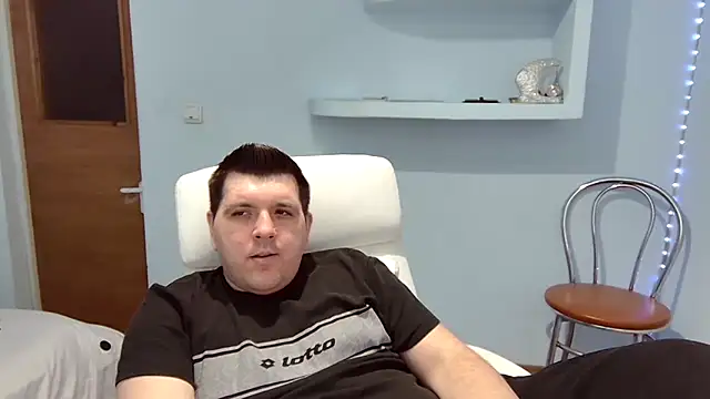 Snapshot of Basystem chatting on 03/01/25, 04:33 Basystem online show from 03/01/25, 04:33