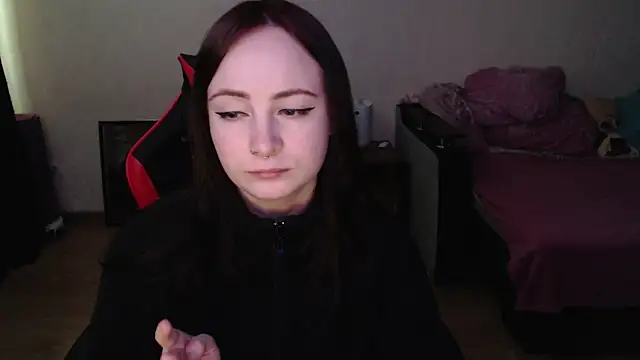 Laralianna online show from 04/30/26, 05:03