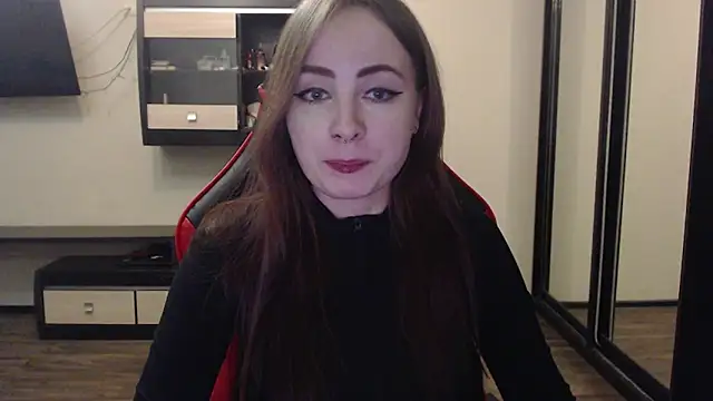 Snapshot of Laralianna chatting on 01/07/25, 04:50 Laralianna online show from 01/07/25, 04:50