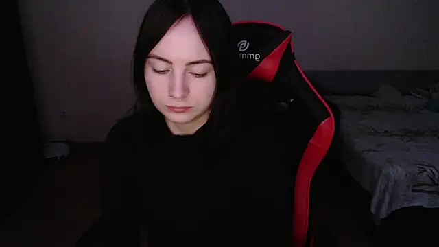 Laralianna online show from 11/03/25, 06:55