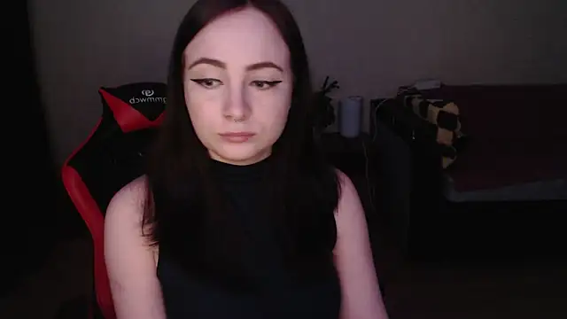 Laralianna online show from 03/25/26, 05:23