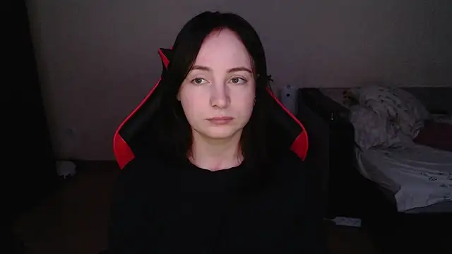 Laralianna online show from 11/08/25, 08:45