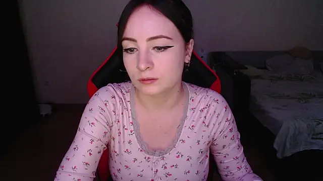 Laralianna online show from 11/02/25, 04:12