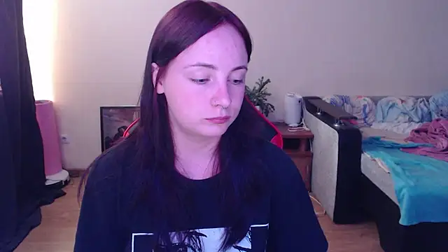 Laralianna online show from 06/27/26, 04:57