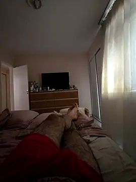 Snapshot of MysterBearMG chatting on 11/22/25, 11:53 MysterBearMG online show from 11/22/25, 11:53