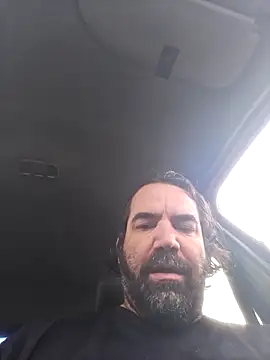 Snapshot of MysterBearMG chatting on 10/19/25, 02:09 MysterBearMG online show from 10/19/25, 02:09