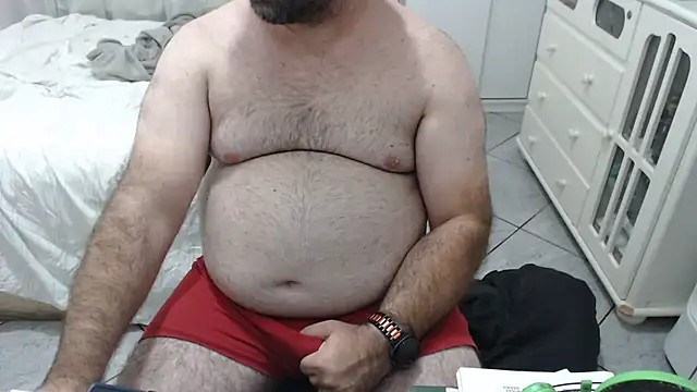 Snapshot of MysterBearMG chatting on 10/18/25, 03:41 MysterBearMG online show from 10/18/25, 03:41