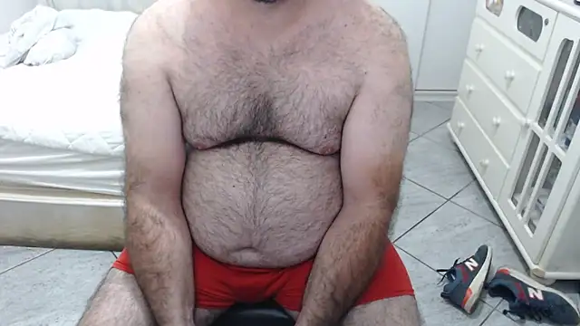 Snapshot of MysterBearMG chatting on 11/23/25, 12:20 MysterBearMG online show from 11/23/25, 12:20