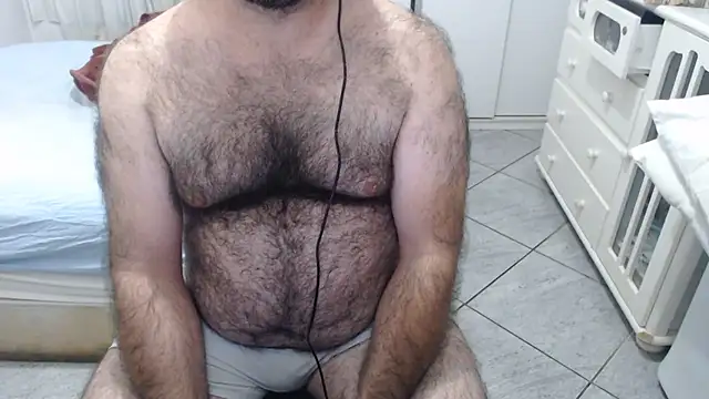 Snapshot of MysterBearMG chatting on 06/25/26, 12:41 MysterBearMG online show from 06/25/26, 12:41