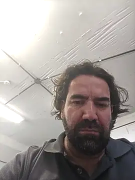 Snapshot of MysterBearMG chatting on 12/02/25, 03:36 MysterBearMG online show from 12/02/25, 03:36