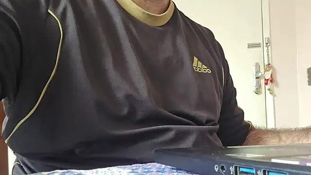 MysterBearMG online show from 12/19/25, 04:53