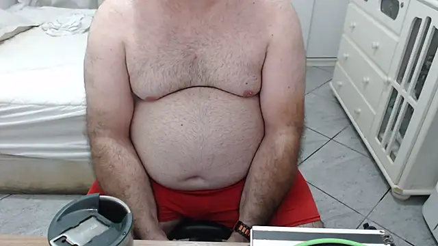 Snapshot of MysterBearMG chatting on 10/08/25, 11:16 MysterBearMG online show from 10/08/25, 11:16