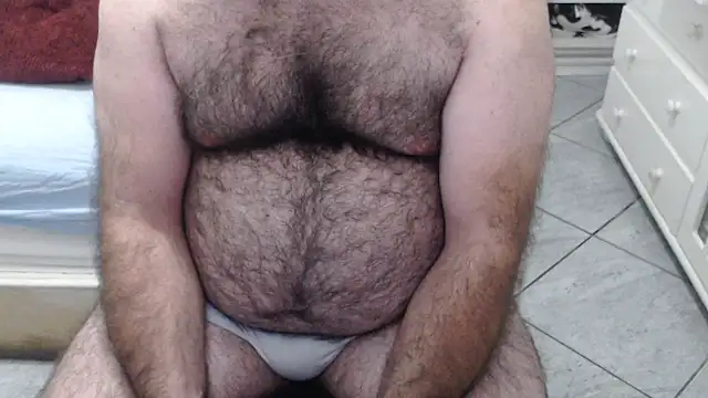 Snapshot of MysterBearMG chatting on 07/14/26, 02:05 MysterBearMG online show from 07/14/26, 02:05