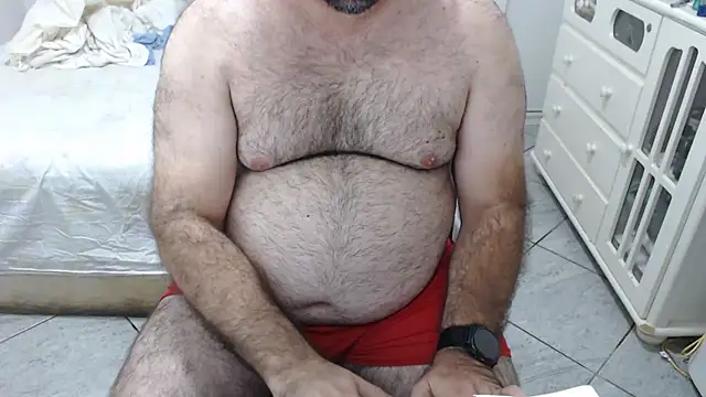 Snapshot of MysterBearMG chatting on 11/07/25, 11:08 MysterBearMG online show from 11/07/25, 11:08