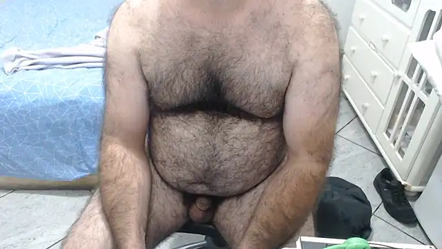 Snapshot of MysterBearMG chatting on 06/14/26, 02:24 MysterBearMG online show from 06/14/26, 02:24