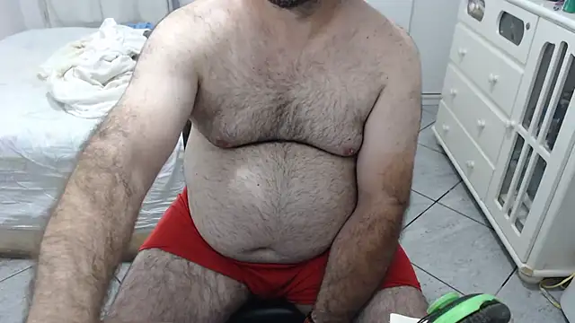 Snapshot of MysterBearMG chatting on 10/31/25, 11:44 MysterBearMG online show from 10/31/25, 11:44