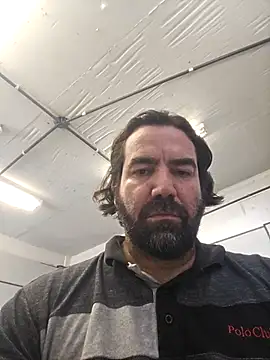 Snapshot of MysterBearMG chatting on 10/17/25, 03:36 MysterBearMG online show from 10/17/25, 03:36