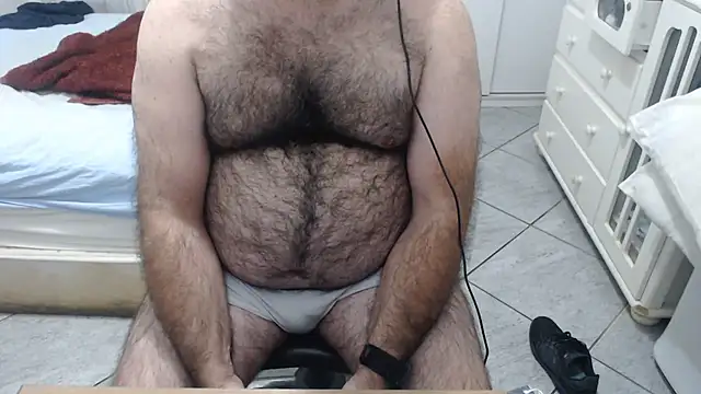 Snapshot of MysterBearMG chatting on 07/15/26, 12:39 MysterBearMG online show from 07/15/26, 12:39