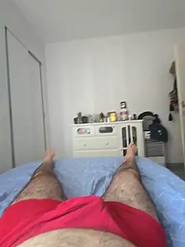 Snapshot of MysterBearMG chatting on 12/14/25, 10:54 MysterBearMG online show from 12/14/25, 10:54